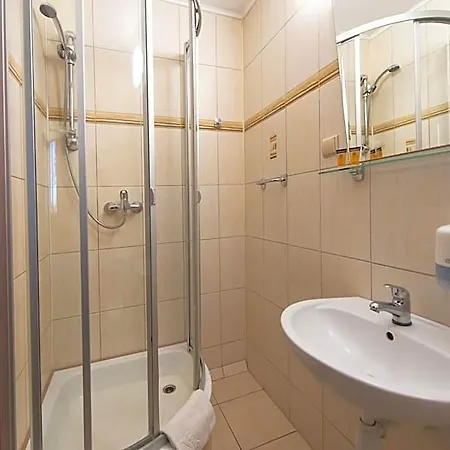 Grand Felix Hotell 3*