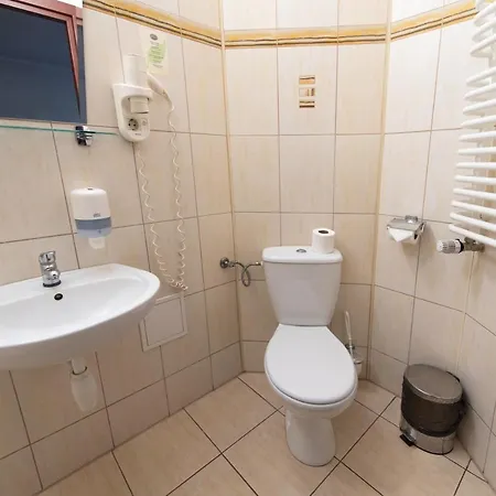 Hotell Grand Felix 3*